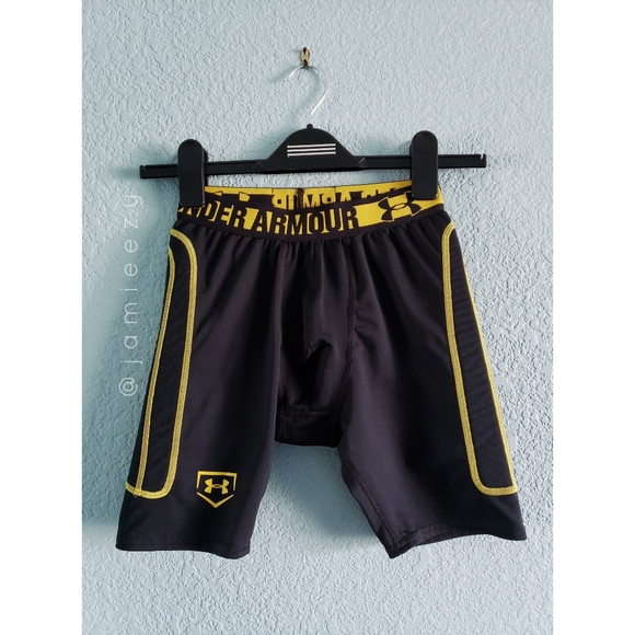 under armour youth compression shorts